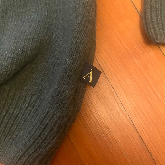 Anian Fisherman Sweater - Picture 2 of 3